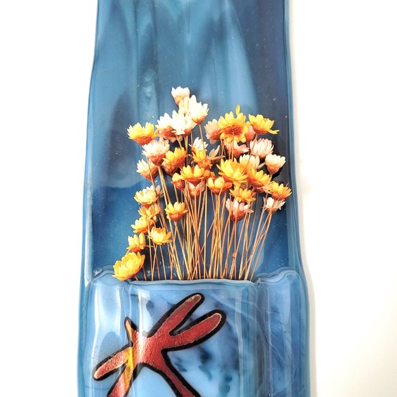 New Blue Glass Hanging Wall Vase with 2 Dichroic Glass Dragonflies and Dried Flo - Picture 3 of 5